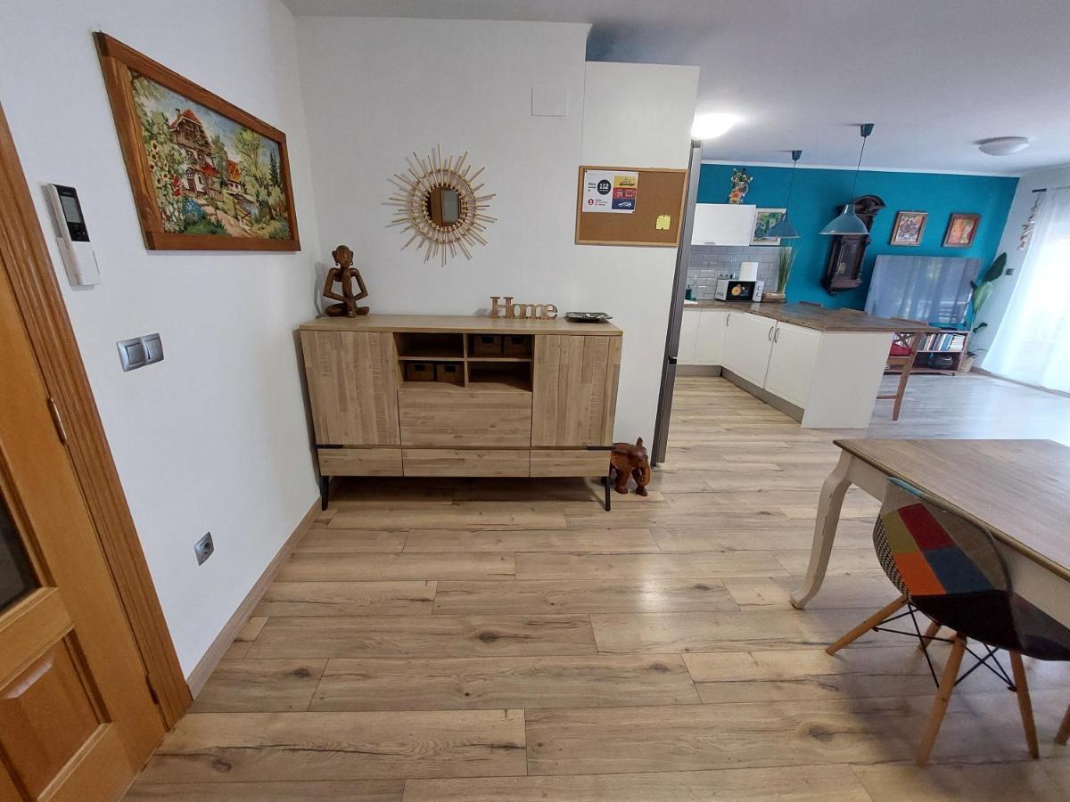 Family Apartment Andrea Alaquas Luaran gambar